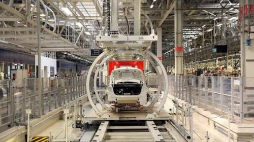 一手好牌打得稀爛 這三家老牌車企如何在2020年將軟件開發(fā)之路走窄